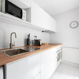 T2 Centre Avec Parking Gratuit Et Jardin Appartement